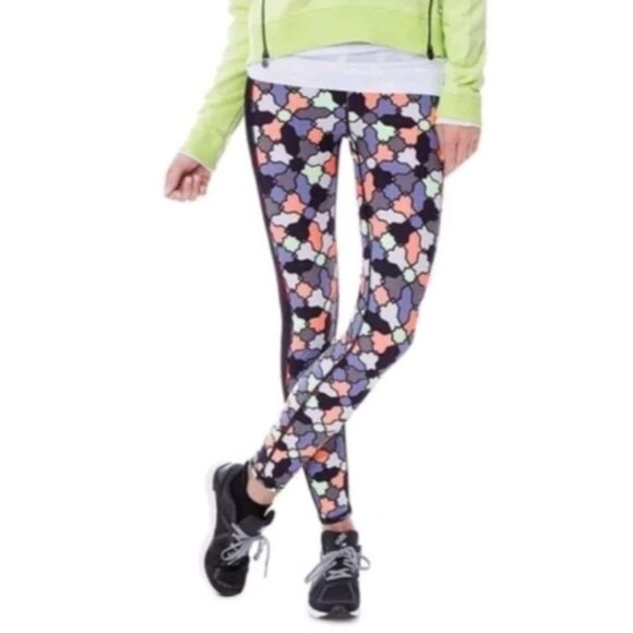 Sweaty Betty Full Length Skinny Geometrical Activewear Sports  Leggings Size M - Picture 1 of 9